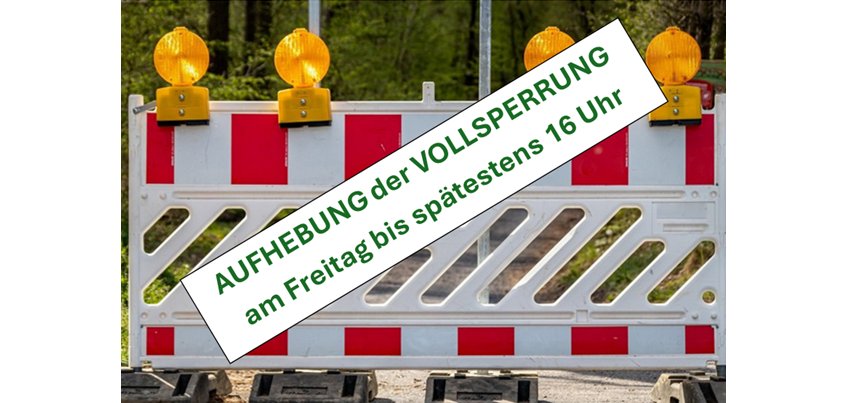 Eine Warnbake mit rot-weißen Streifen, aufgestellt auf vier grauen Ständern mit vier gelben Warnleuchten oberhalb des Schrankenzaunes. Über dem Bild ist ein weißes Rechteck mit einem grünem Text.