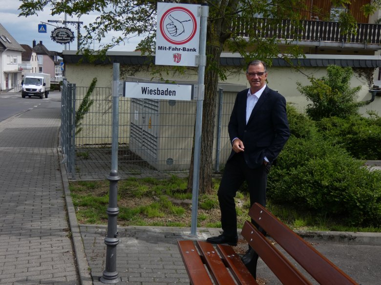 Mit-Fahr-Bank Kiedrich