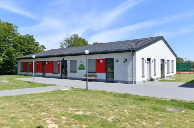 Betreuungsgebäude Betreuende Grundschule John-Sutton-Grundschule Blick auf das Betreuungsgebäude der Betreuenden Grundschule John-Sutton-Grundschule